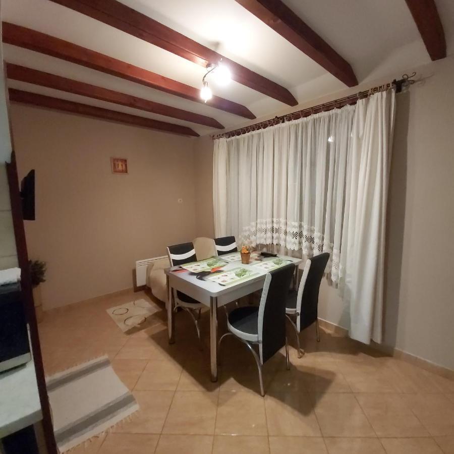 Melinda Nyaralohaz Apartment Balatonkenese Exterior photo